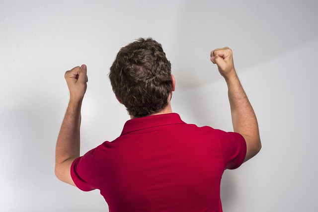 相比之下 相比之下