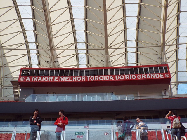 他不仅在中 他不仅在中